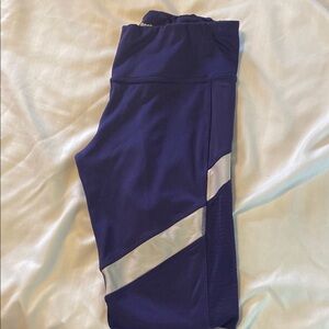 Purple and white size small Reebok active leggings